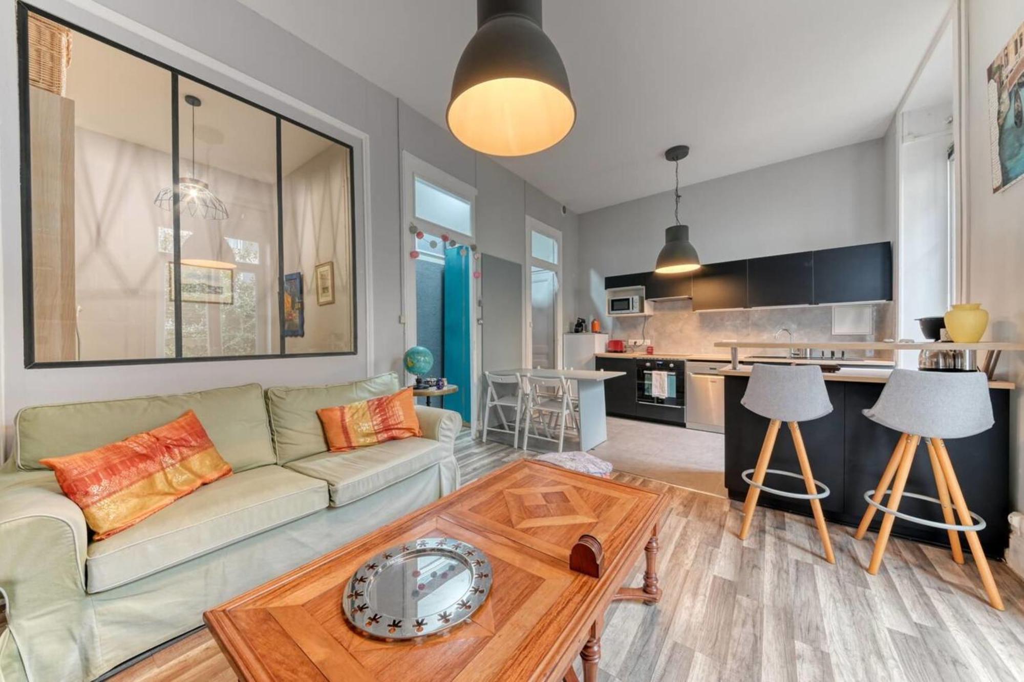 Le Garden City - Bel Appartement Avec Jardin Prive 维勒班 外观 照片